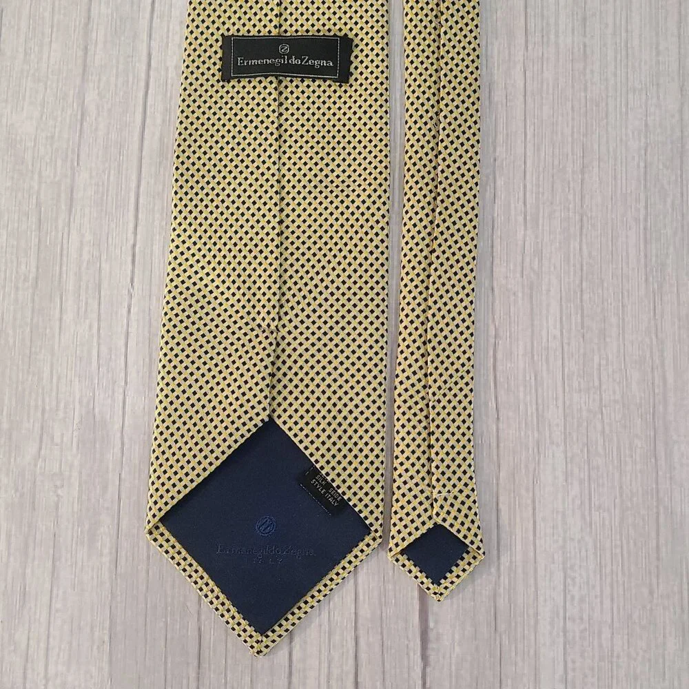 Ermenegildo Zegna Silk Necktie Yellow Navy Blue Tile Print Italy